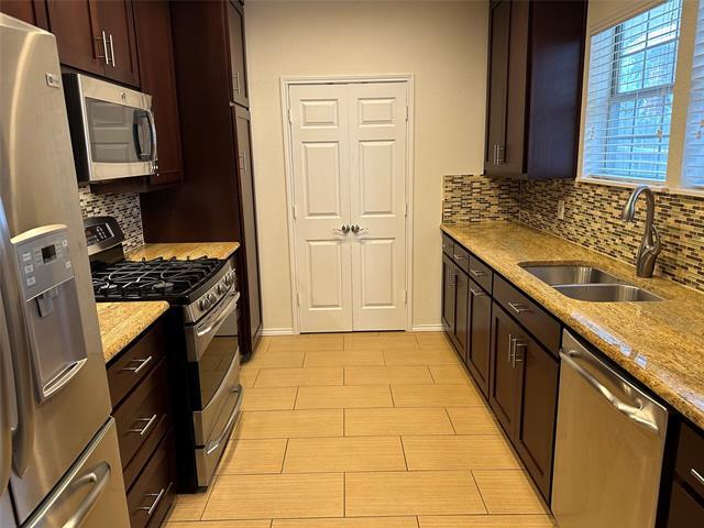 Photo - 1304 Dorothy Ln