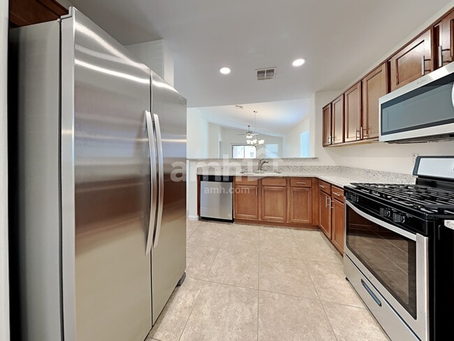 Photo - 1417 W Belmont Red Trail