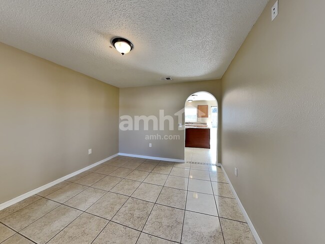 Photo - 16000 Wilkinson Dr