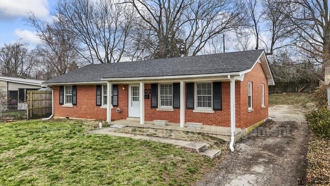 Photo - 203 Loch Lomond Dr