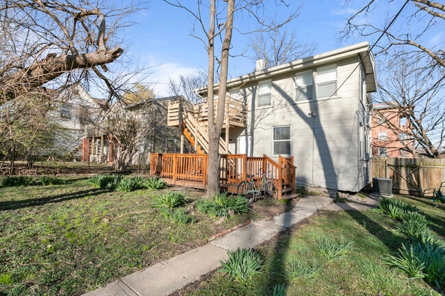 Photo - 4132 Locust St