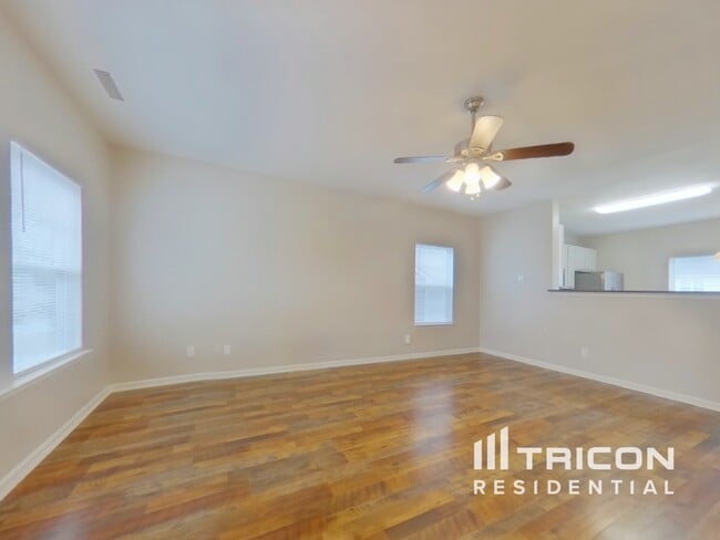 Photo - 1135 Blue Topaz Dr