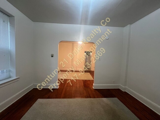 Photo - 362 W Broadway Unidad Apt 2