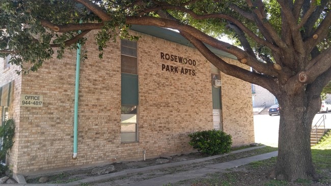 Rosewood Park Apartments UP