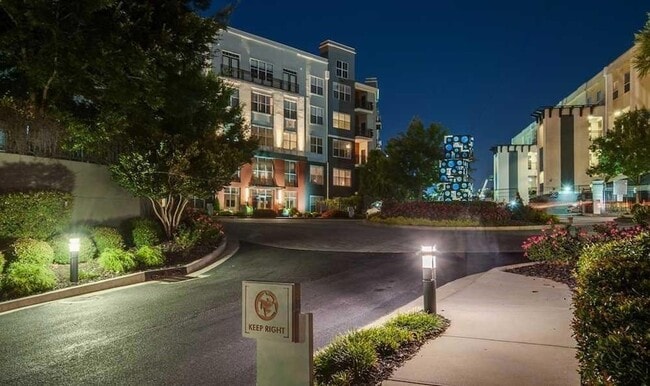 Building Photo - 747 Ralph McGill Blvd NE Unit 217