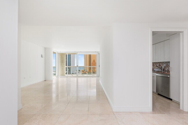 Photo - 16400 Collins Ave Unit 942