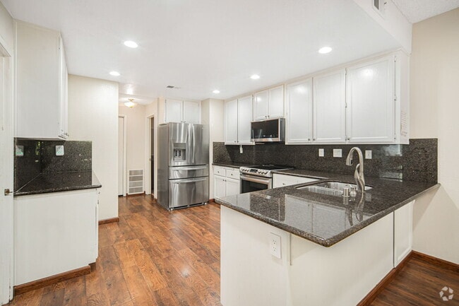 Building Photo - 4560 Benedick Ct Rental