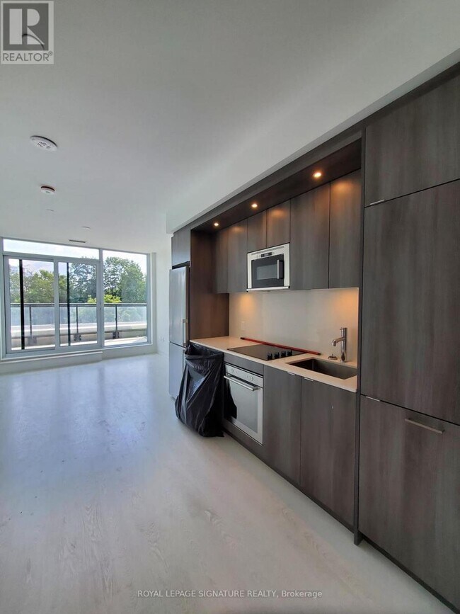 Photo - 30 Inn On The Pk Dr Unité 409