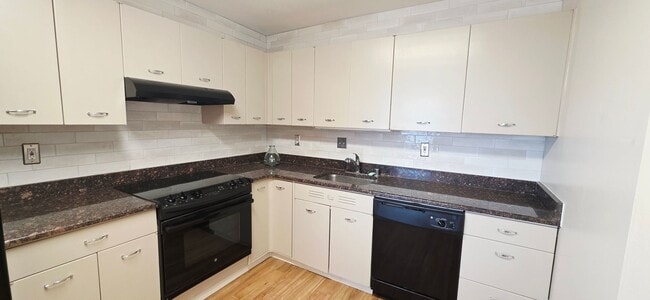 Photo - Adorable 1 bedroom, 1 bath Condo near UTEP!