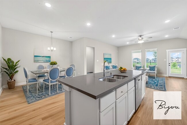 Building Photo - 2216 Inglenook Grv Dr