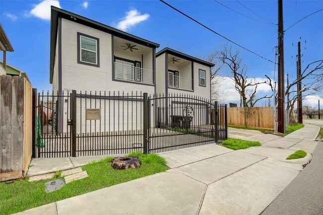 Building Photo - 7803 Tierwester St