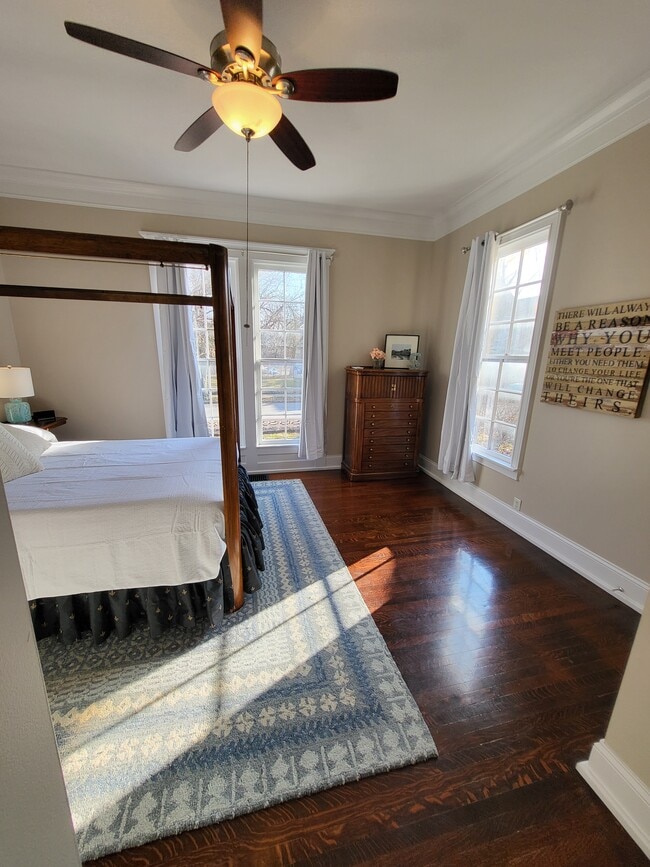 Photo - 1912 N Talbott St