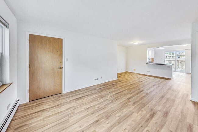 Photo - 1539 Park Ave