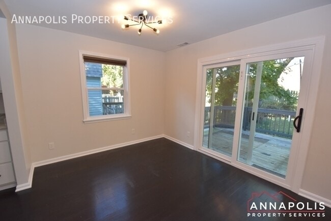 Photo - 114 Oakwood Rd