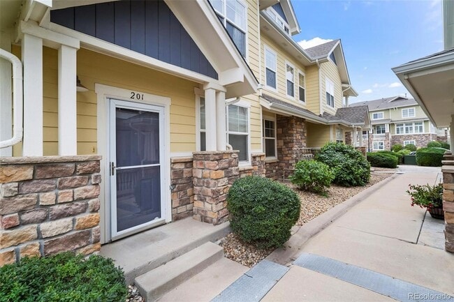 Building Photo - 9569 Pearl Cir Unit 201