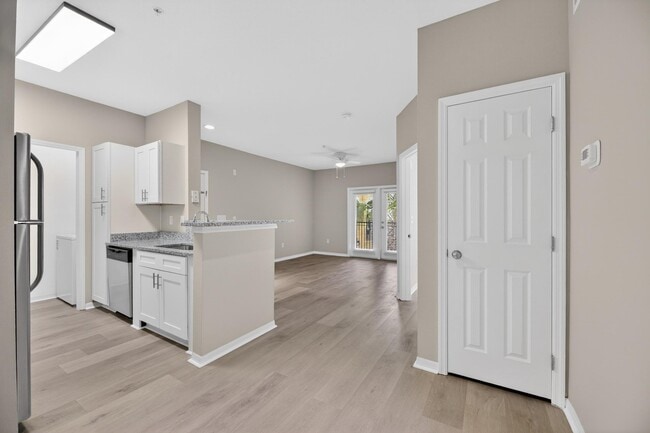 Photo - 1910 E Palm Ave Unit 11306