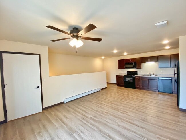 Photo - Willow Estates Apartment Community