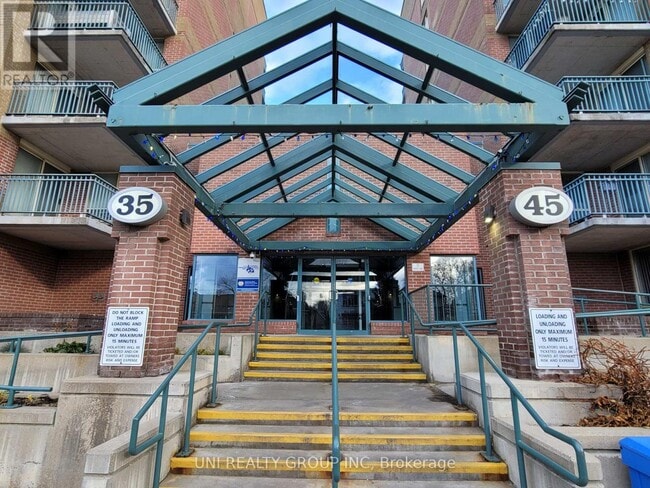 Photo - 45 Holland Ave Unit 910