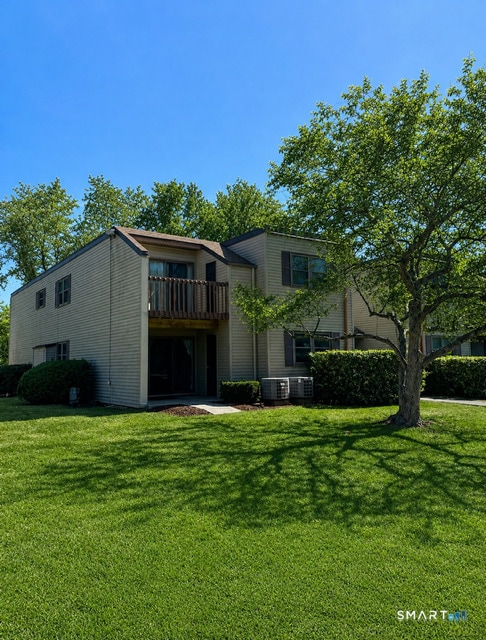 Building Photo - 1301 Twin Circle Dr Unit 1301