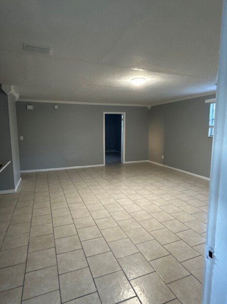 6412 New Kings Rd