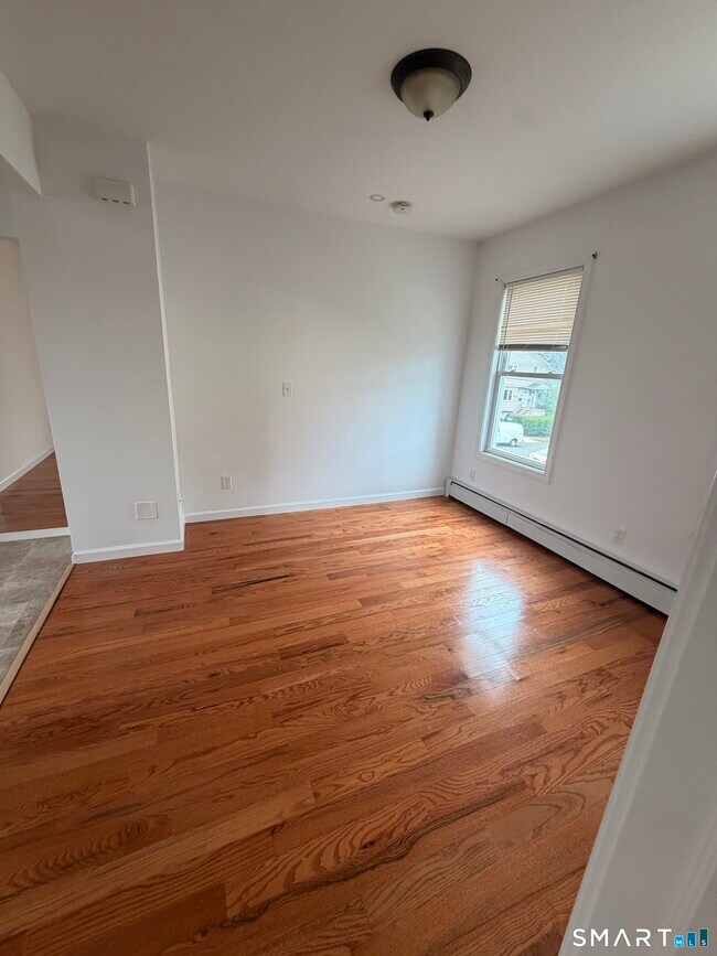 Photo - 148 Alfred St Unit 2