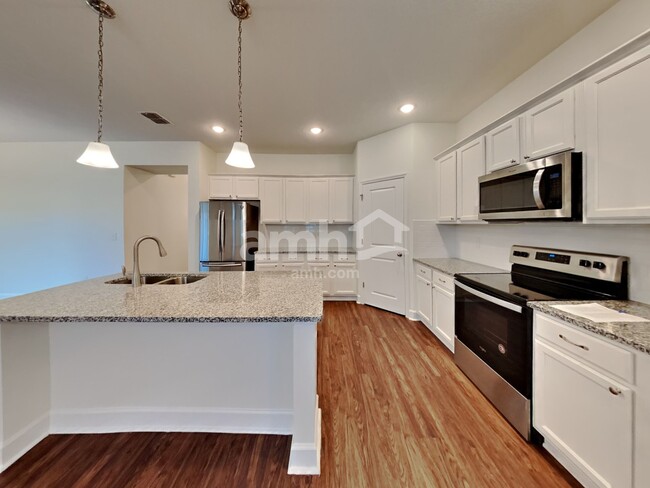 Photo - 2450 Ixora Ct