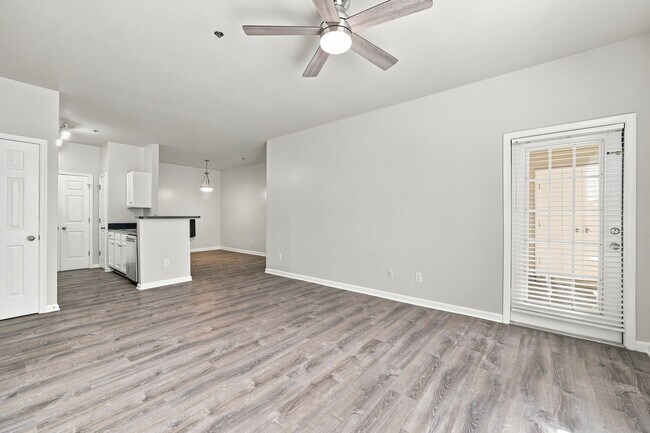 270 Riverbend Dr