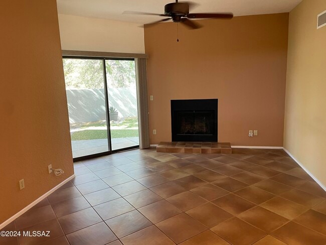 Photo - 5573 N Crystal Mist Pl