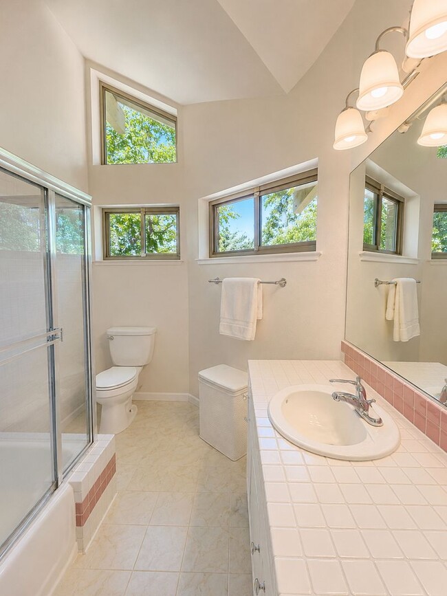 Photo - Beautiful Carmichael Home in Exclusive Neighborhood!