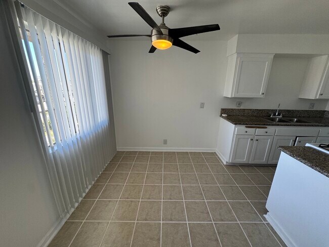 4023 W 141st St Unit 11