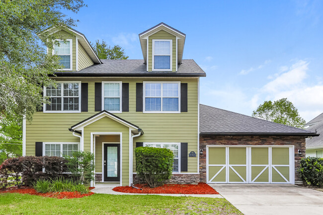 Large Jacksonville Home - Large Jacksonville Home