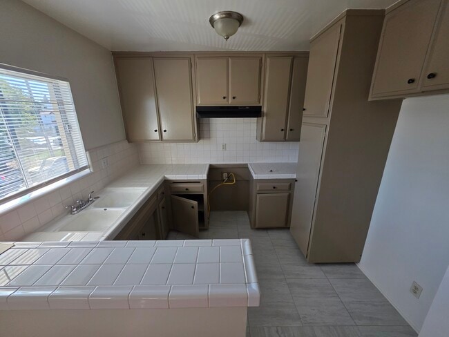 Photo - The Cloister Apartments