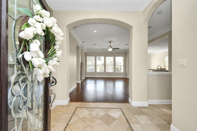 Photo - 1493 Silverado Dr