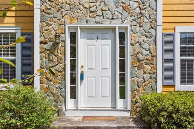 Photo - 525 Abbotts Hill Ln