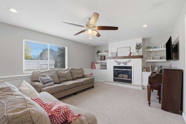 Photo - Gorgeous Lehi Home