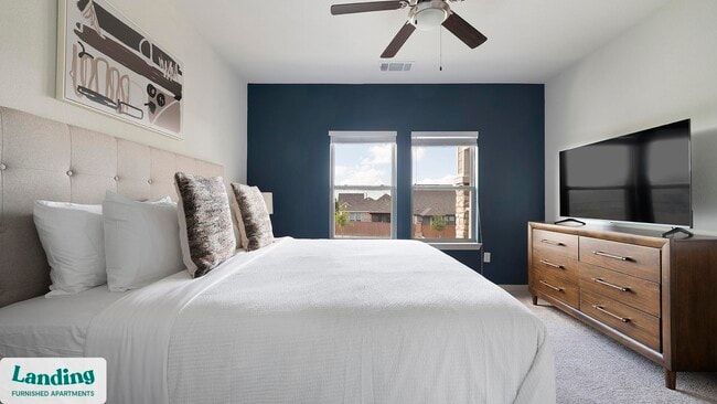 Photo - 2825 Main St Unidad 527