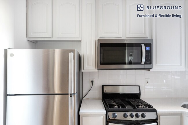 Photo - 423 16th St Unit FL3-ID928