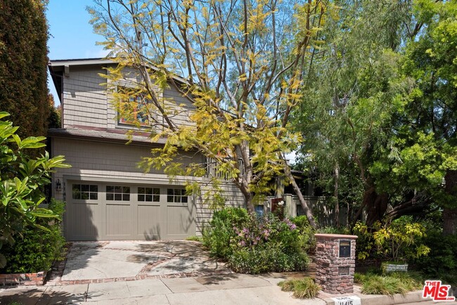 Photo - 11415 Albata St House