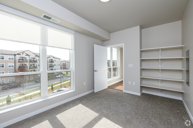 1BR, 1BA_Ashton - 788 SF