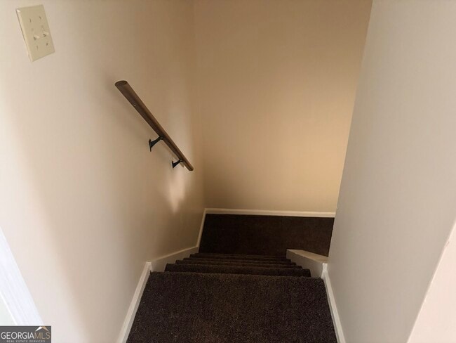 Photo - 165 Hunters Ln