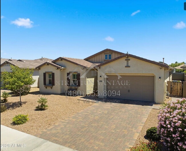 Building Photo - 1083 E Holland Park Dr