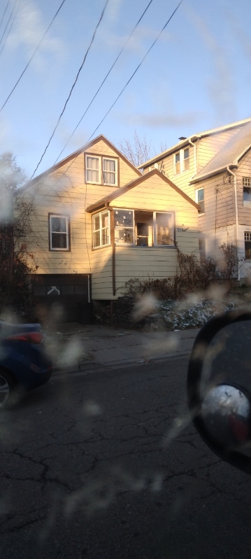 Photo - 218 St Charles St House