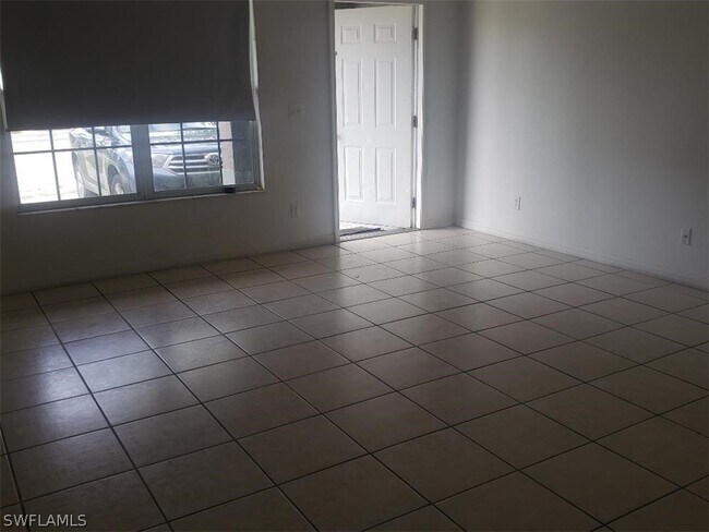 Photo - 2620 Storter Ave