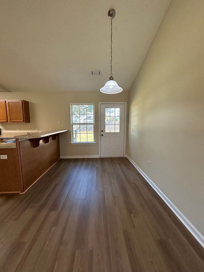 Photo - Beautiful Ranch Home in Springfield