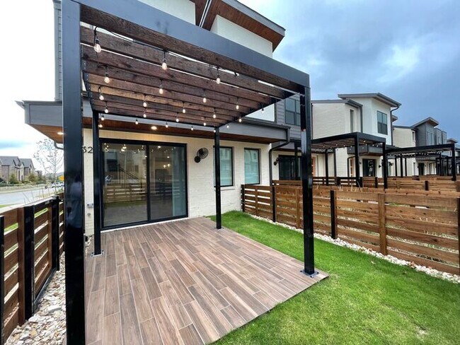 Photo - 1 Year old townhome for lease in McKinney