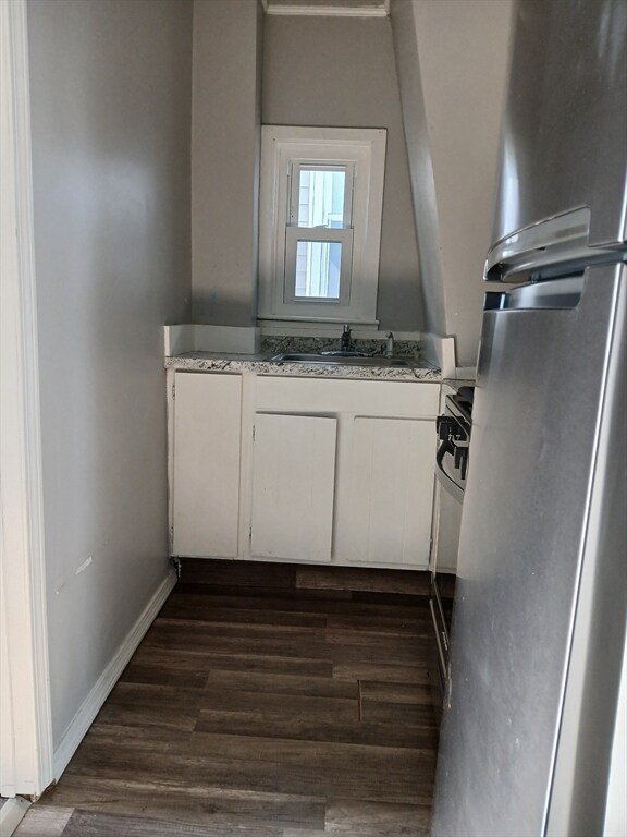 Photo - 187 Brightman St Unidad 3W