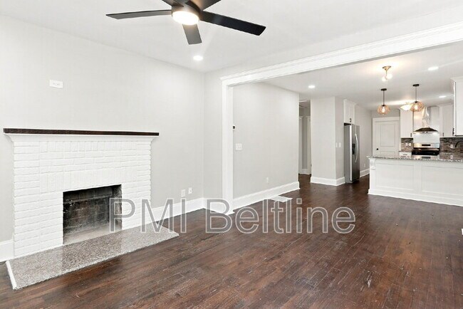 Photo - 1164 Sells Ave SW