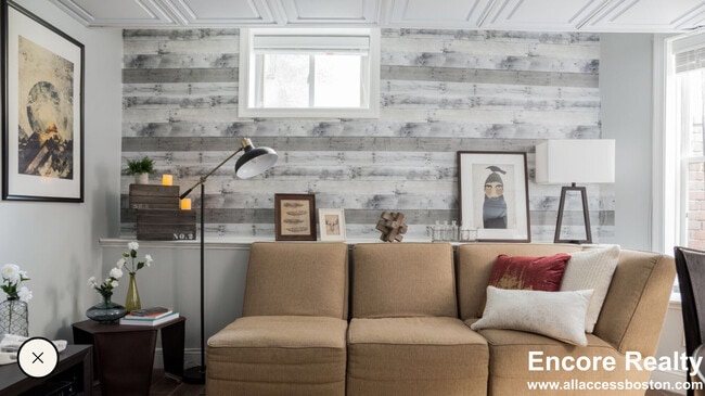 Photo - 7 Story St Unit B