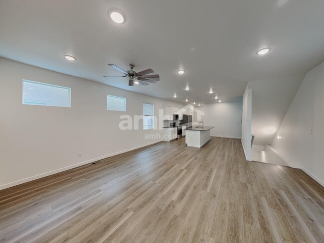 Photo - 320 N Addison Way