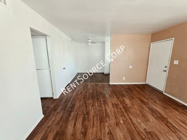 Photo - 38616 Larkin Ave Unit 4